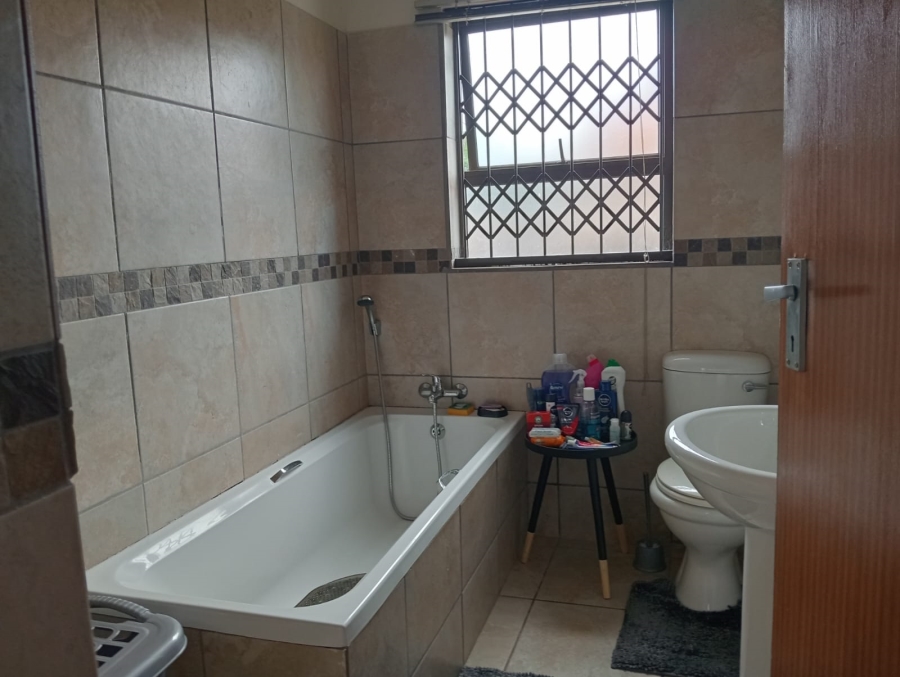 3 Bedroom Property for Sale in Bodorp North West